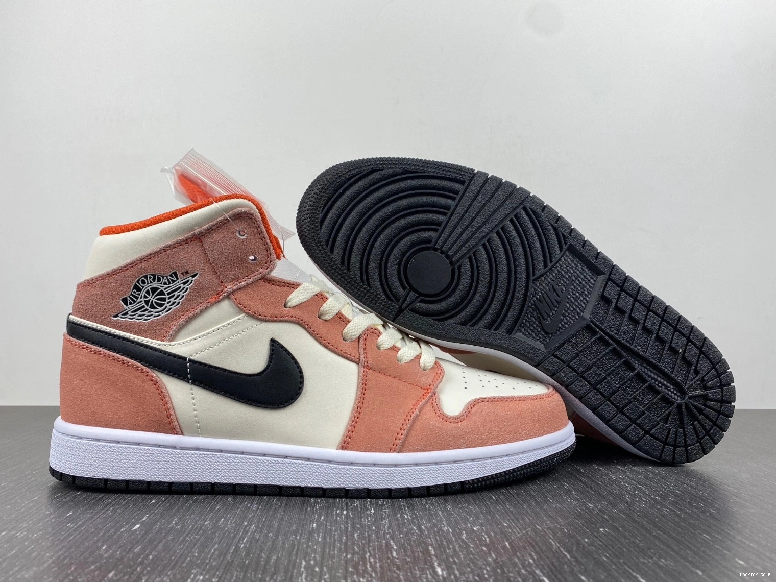 Reps Jordan DV1336-800 (GS) Mid SE Orange Suede - 1 0517